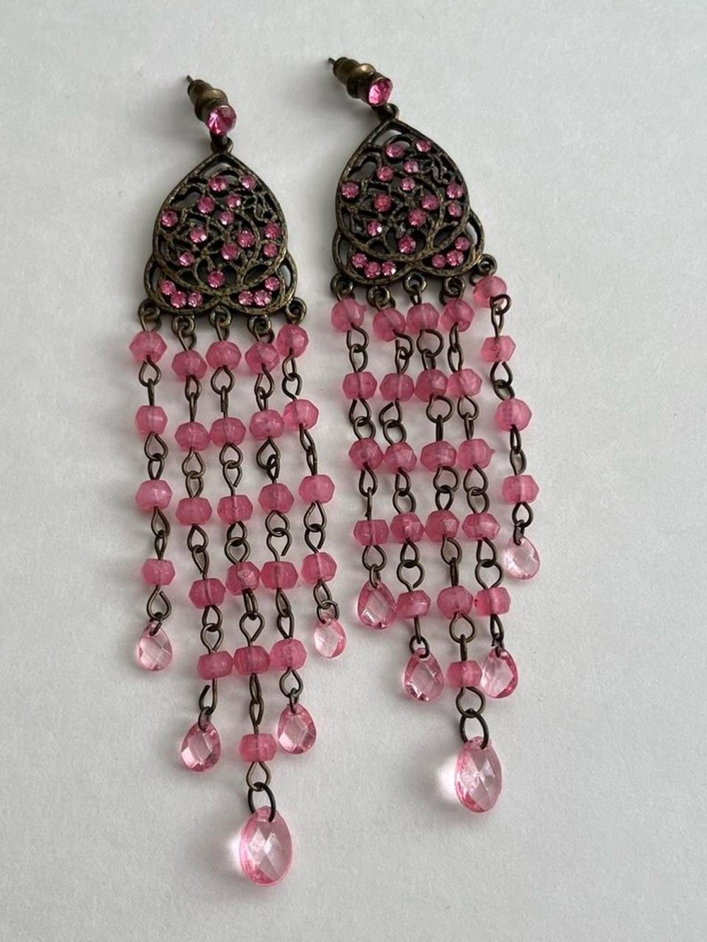 Y2K Whimsical Fairy Core Pink Beaded Chandelier Earrings Brass Tone